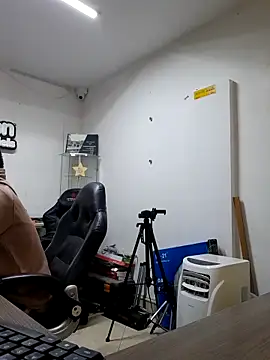 Snapshot of Nacho_Masters chatting on 10-03-25, 03:09 Nacho Masters online show from 10-03-25, 03:09