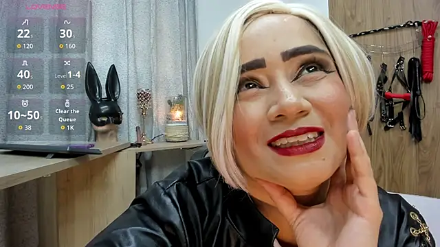 KristhalRasmussel online show from 10-06-25, 10:07