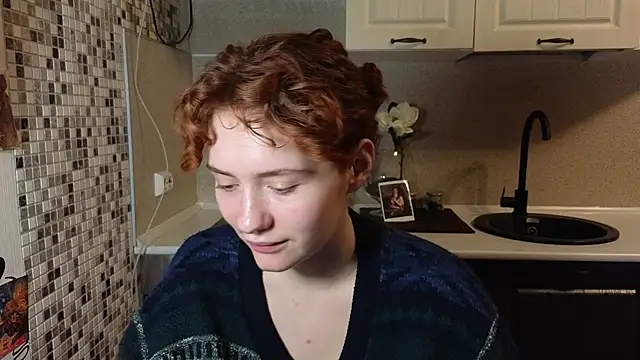 jelly cherry online show from 10-29-25, 04:04