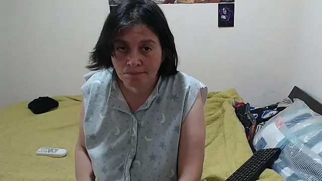 jade noah  online show from 02-12-26, 02:45