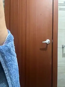 Snapshot of franciscommx chatting on 11-17-25, 11:49 franciscommx online show from 11-17-25, 11:49