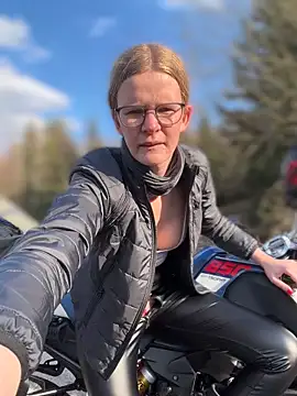 Bikergirl 97 online show from 03-22-26, 03:26