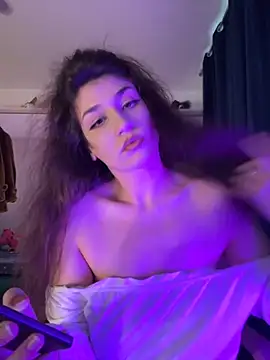 Snapshot of ScarletBloom_ chatting on 10-02-25, 12:34 ScarletBloom  online show from 10-02-25, 12:34