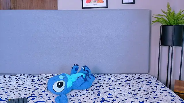 Snapshot of MeghanMure chatting on 02-28-26, 03:51 MeghanMure online show from 02-28-26, 03:51