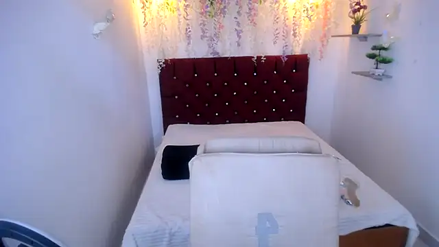 wild couple sex 69 online show from 05-04-26, 01:51