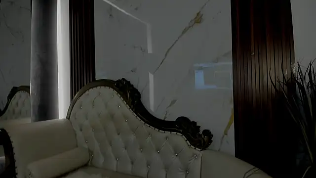 CoralieBronson online show from 10-11-25, 08:07