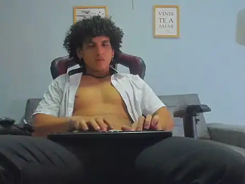 Xfire boy69 online show from 09-09-25, 09:36