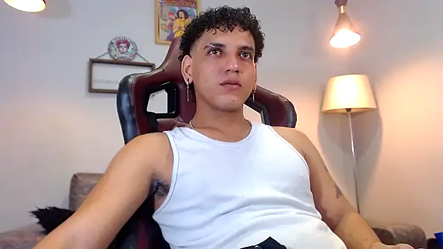 Xfire boy69 online show from 11-21-25, 05:55