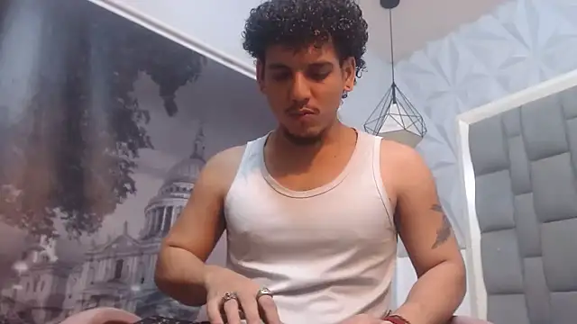 Xfire boy69 online show from 03-05-26, 06:26