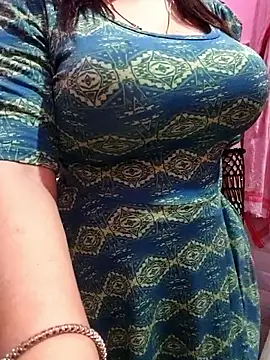 Snapshot of hot_grieal1 chatting on 09-19-25, 07:58 hot grieal1 online show from 09-19-25, 07:58