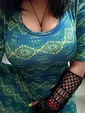 Snapshot of hot_grieal1 chatting on 12-16-25, 10:37 hot grieal1 online show from 12-16-25, 10:37