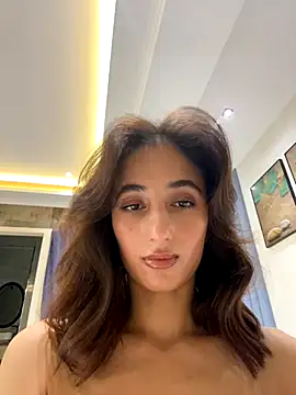 Snapshot of AriaXFlirt chatting on 11-22-25, 10:14 AriaXFlirt online show from 11-22-25, 10:14