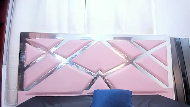 Snapshot of Kenishax_ chatting on 09-26-25, 04:38 Kenishax online show from 09-26-25, 04:38