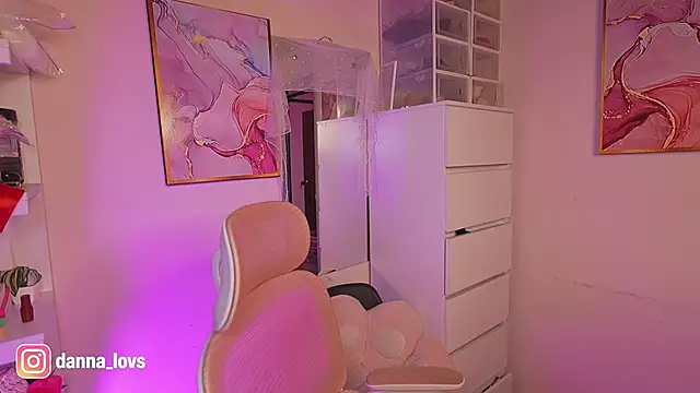 Dannaa Lovs online show from 09-08-25, 05:23