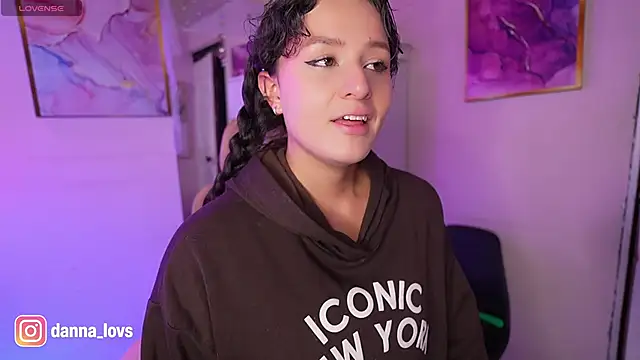 Dannaa Lovs online show from 04-08-26, 10:48