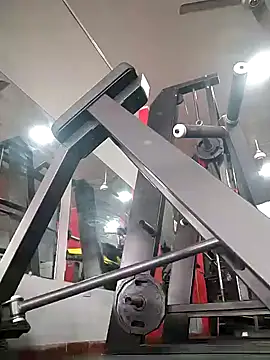 jorge406 online show from 10-04-25, 01:31