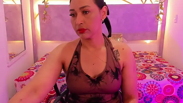 IvyShine7 online show from 10-27-25, 07:40