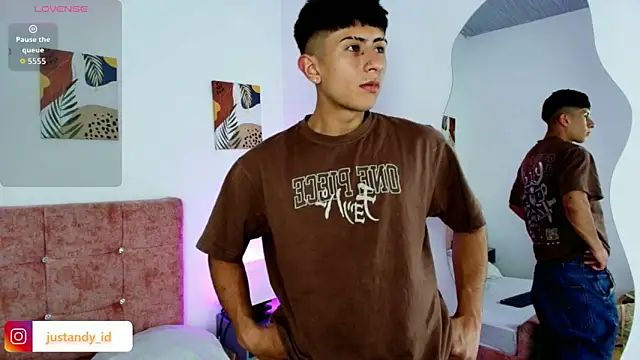 Snapshot of Andy_Justgame chatting on 10-04-25, 03:37 Andy Justgame online show from 10-04-25, 03:37