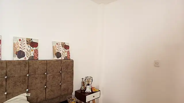 Snapshot of Andy_Justgame chatting on 10-07-25, 03:36 Andy Justgame online show from 10-07-25, 03:36