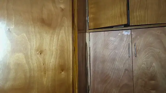 EmilyNoir1 online show from 09-12-25, 04:01