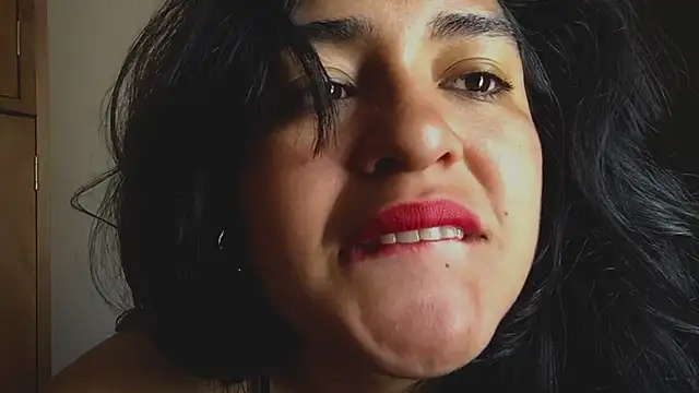 EmilyNoir1 online show from 09-27-25, 03:50