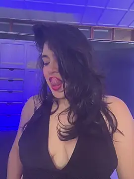 EmilyNoir1 online show from 04-24-26, 08:44