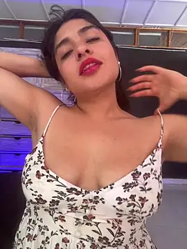 EmilyNoir1 online show from 05-07-26, 06:46