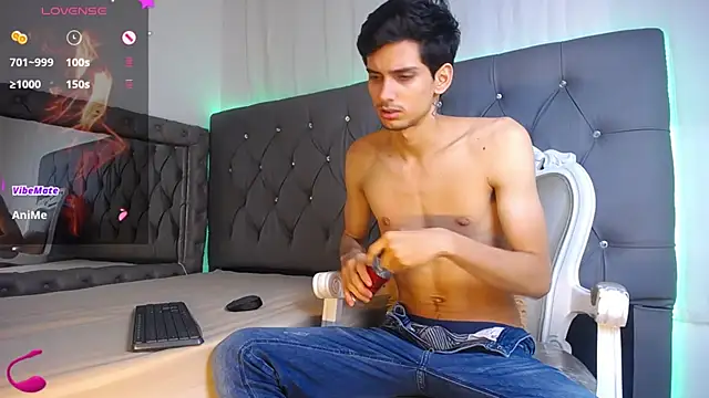 Sebalexis7 online show from 10-02-25, 03:02