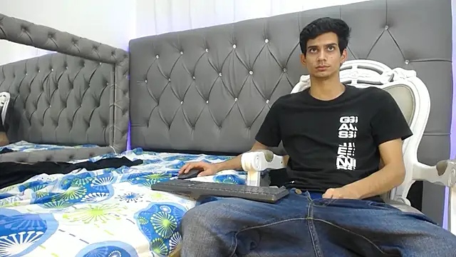 Sebalexis7 online show from 10-09-25, 03:15