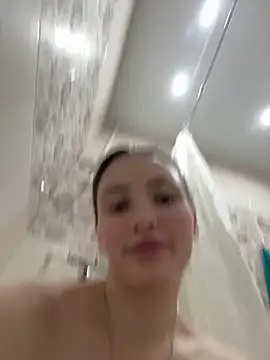 ZariaFlame online show from 11-04-25, 09:25