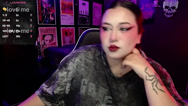 Snapshot of Ravendark_ chatting on 11-06-25, 10:32 Ravendark online show from 11-06-25, 10:32