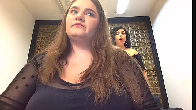 Snapshot of LissaBigTitts chatting on 10-25-25, 03:07 LissaBigTitts online show from 10-25-25, 03:07