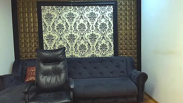 Snapshot of LissaBigTitts chatting on 11-07-25, 08:09 LissaBigTitts online show from 11-07-25, 08:09