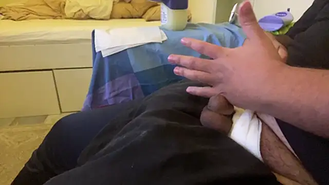 Snapshot of qnawafp chatting on 03-09-26, 06:56 qnawafp online show from 03-09-26, 06:56