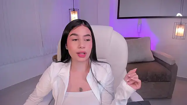 miranda crawfor online show from 04-24-26, 02:41