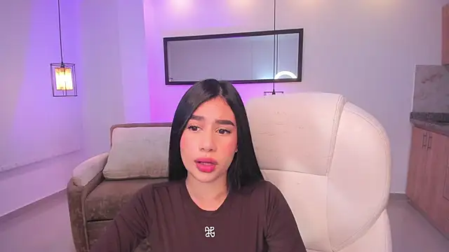 Snapshot of miranda_crawfor chatting on 05-16-26, 12:59 miranda crawfor online show from 05-16-26, 12:59
