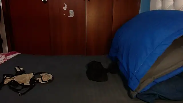 Snapshot of SamiBoobsxx chatting on 12-19-25, 01:29 SamiBoobsxx online show from 12-19-25, 01:29