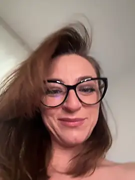 ClaireCrazy online show from 10-30-25, 06:59