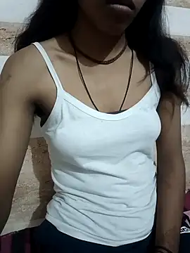 Snapshot of Geeta-satr chatting on 11-05-25, 05:13 Geeta-satr online show from 11-05-25, 05:13