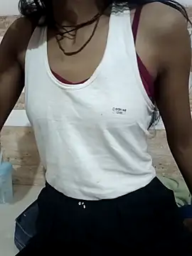 Snapshot of Geeta-satr chatting on 12-17-25, 05:08 Geeta-satr online show from 12-17-25, 05:08