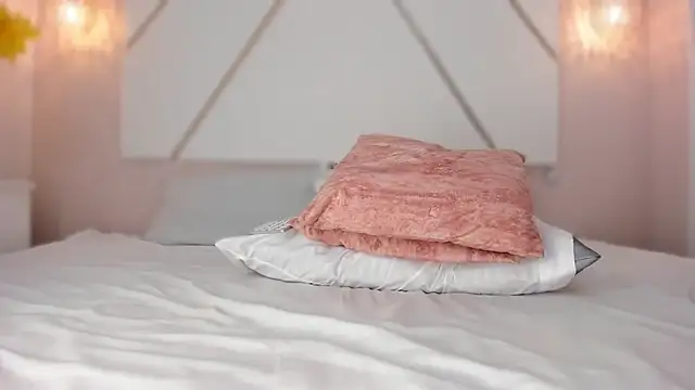 isabellashine online show from 04-16-26, 09:39