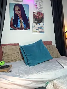 skarlleth 11 online show from 10-24-25, 01:35