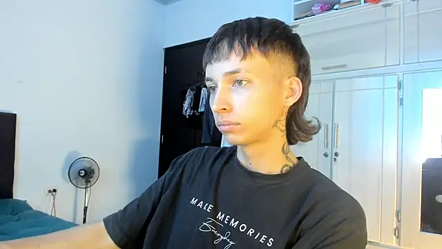 spacehumanz online show from 02-12-26, 06:03