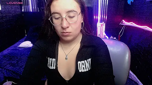 mia 778 online show from 02-19-26, 02:46