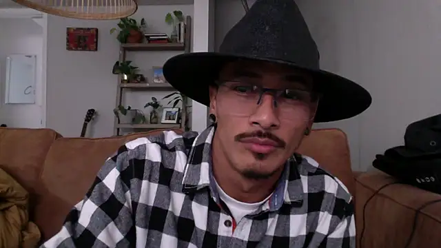 Snapshot of tanjir020 chatting on 11-12-25, 10:41 tanjir020 online show from 11-12-25, 10:41