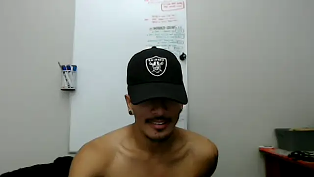 tanjir020 online show from 02-10-26, 06:34