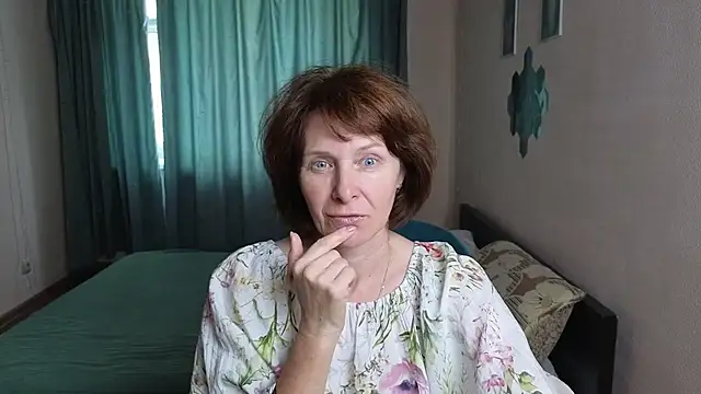 Snapshot of Lia_Tito chatting on 09-11-25, 12:38 Lia Tito online show from 09-11-25, 12:38