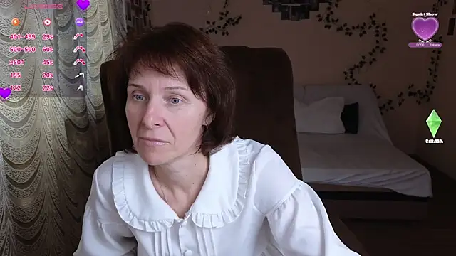 Snapshot of Lia_Tito chatting on 09-29-25, 12:21 Lia Tito online show from 09-29-25, 12:21