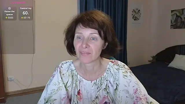 Snapshot of Lia_Tito chatting on 10-26-25, 06:30 Lia Tito online show from 10-26-25, 06:30