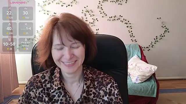 Lia Tito online show from 03-28-26, 06:02